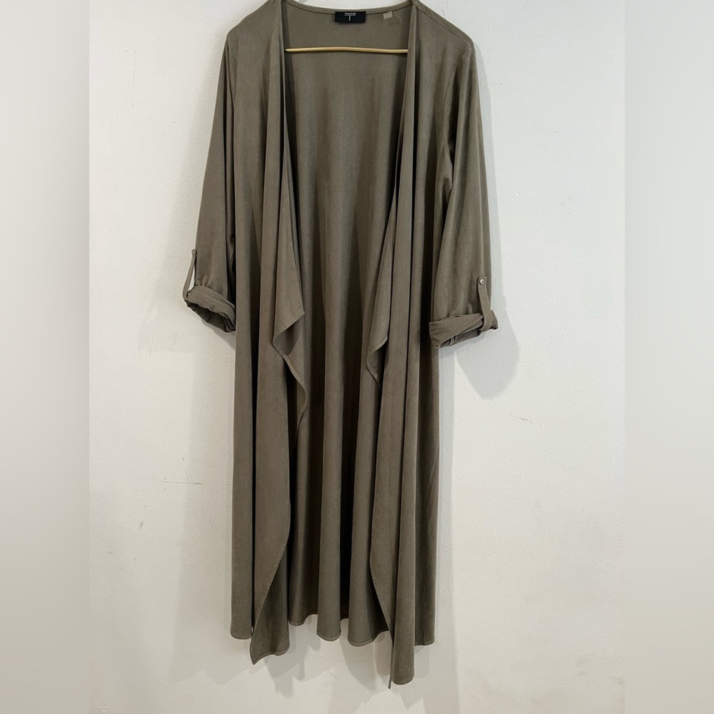 TAHARI Faux Suede Tab Sleeve Draped Cardigan in Basil NWOT - Picture 4 of 12